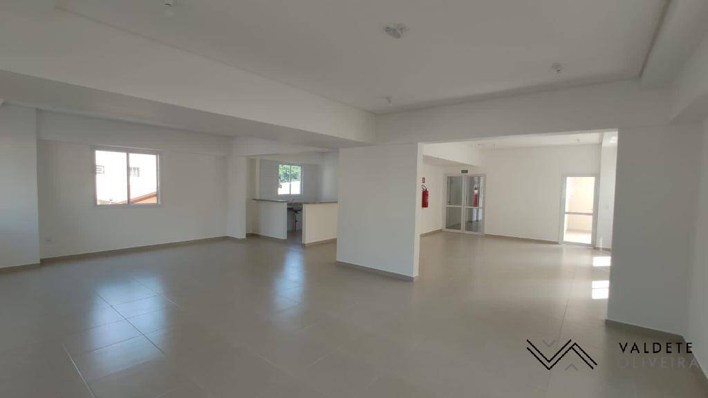 Apartamento à venda com 2 quartos, 60m² - Foto 4