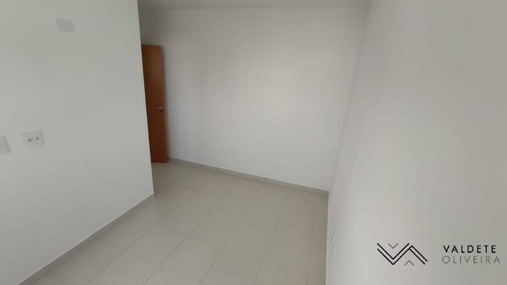 Apartamento à venda com 2 quartos, 60m² - Foto 13