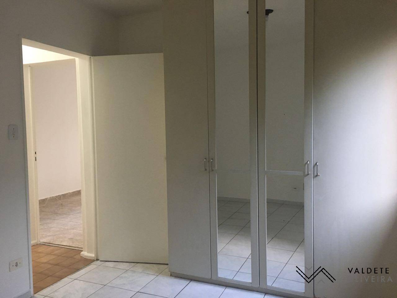 Apartamento à venda com 2 quartos, 57m² - Foto 16