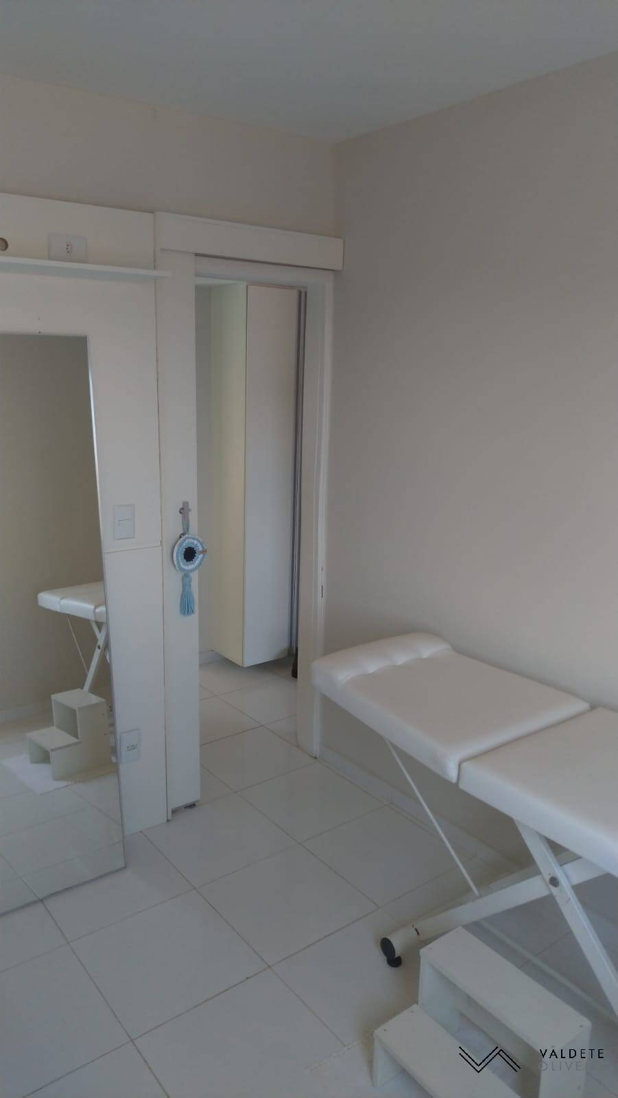 Apartamento à venda com 2 quartos, 76m² - Foto 13