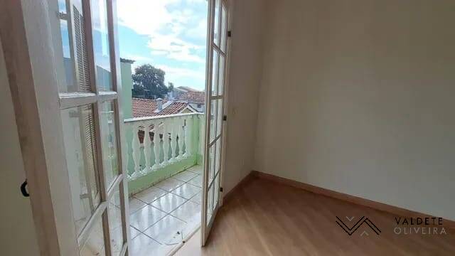 Casa à venda com 2 quartos, 62m² - Foto 13