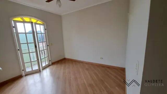 Casa à venda com 2 quartos, 62m² - Foto 12