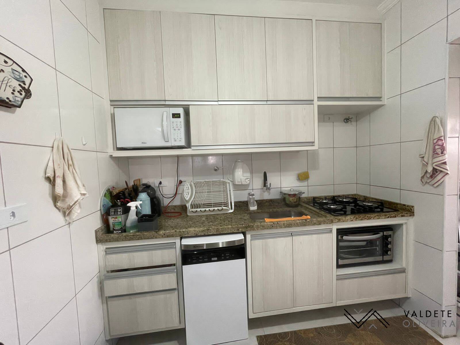 Apartamento à venda com 2 quartos, 72m² - Foto 6