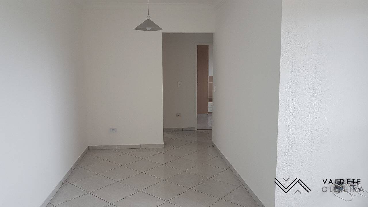 Apartamento à venda com 3 quartos, 86m² - Foto 8