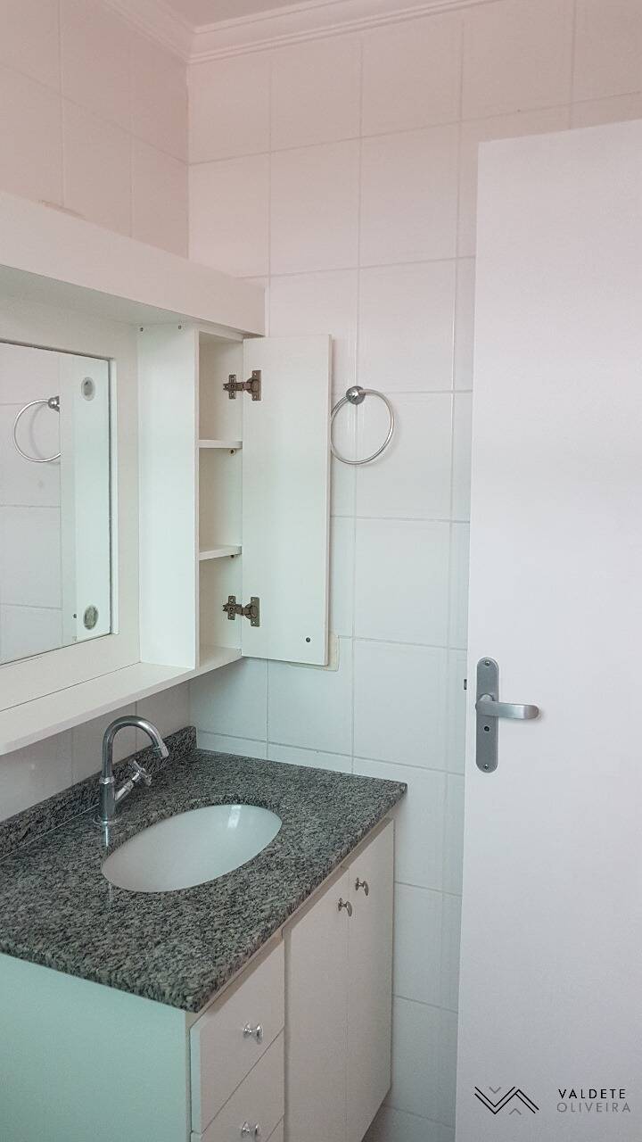 Apartamento à venda com 3 quartos, 86m² - Foto 12