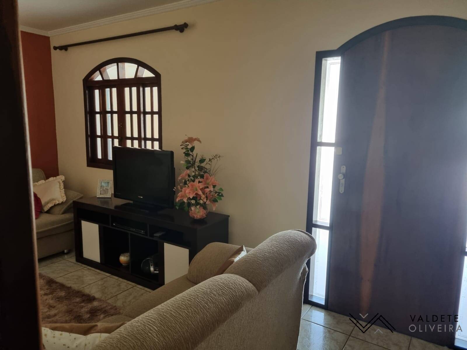 Casa à venda com 3 quartos, 150m² - Foto 4