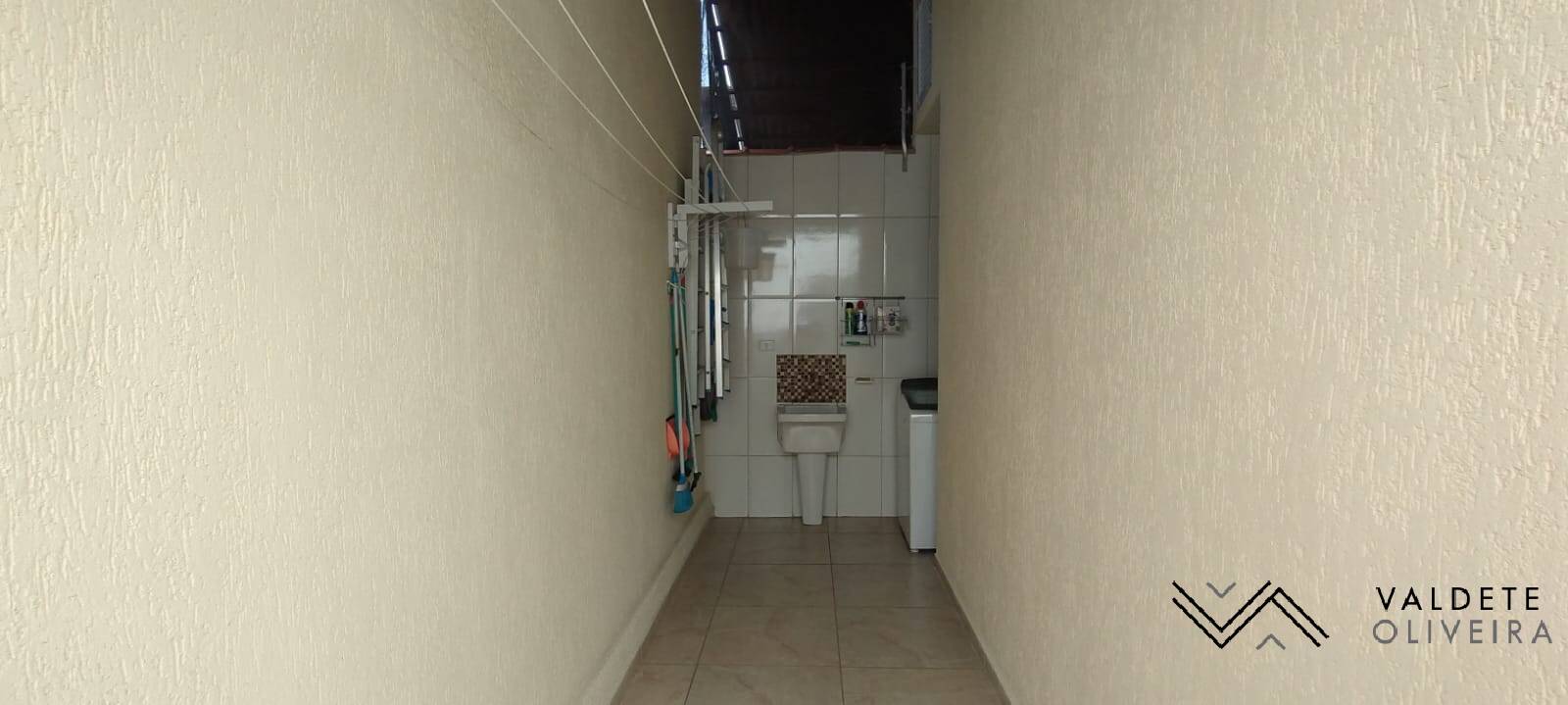 Casa à venda com 2 quartos, 125m² - Foto 10