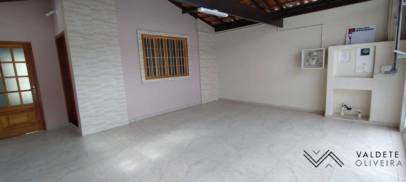 Casa à venda com 2 quartos, 125m² - Foto 13