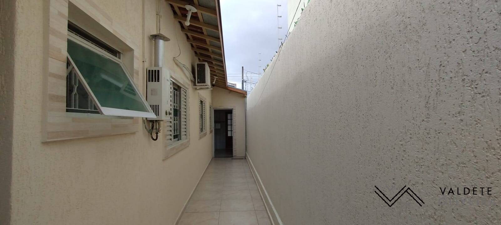 Casa à venda com 2 quartos, 125m² - Foto 6