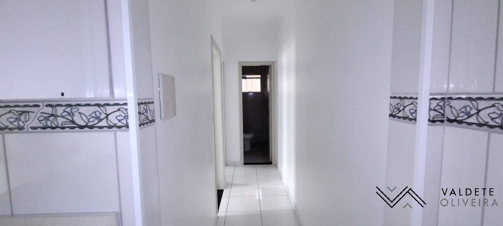 Casa à venda com 2 quartos, 125m² - Foto 14