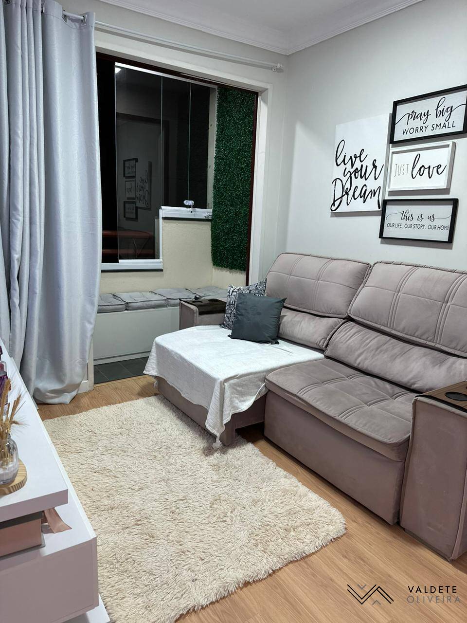 Apartamento à venda com 3 quartos, 70m² - Foto 2