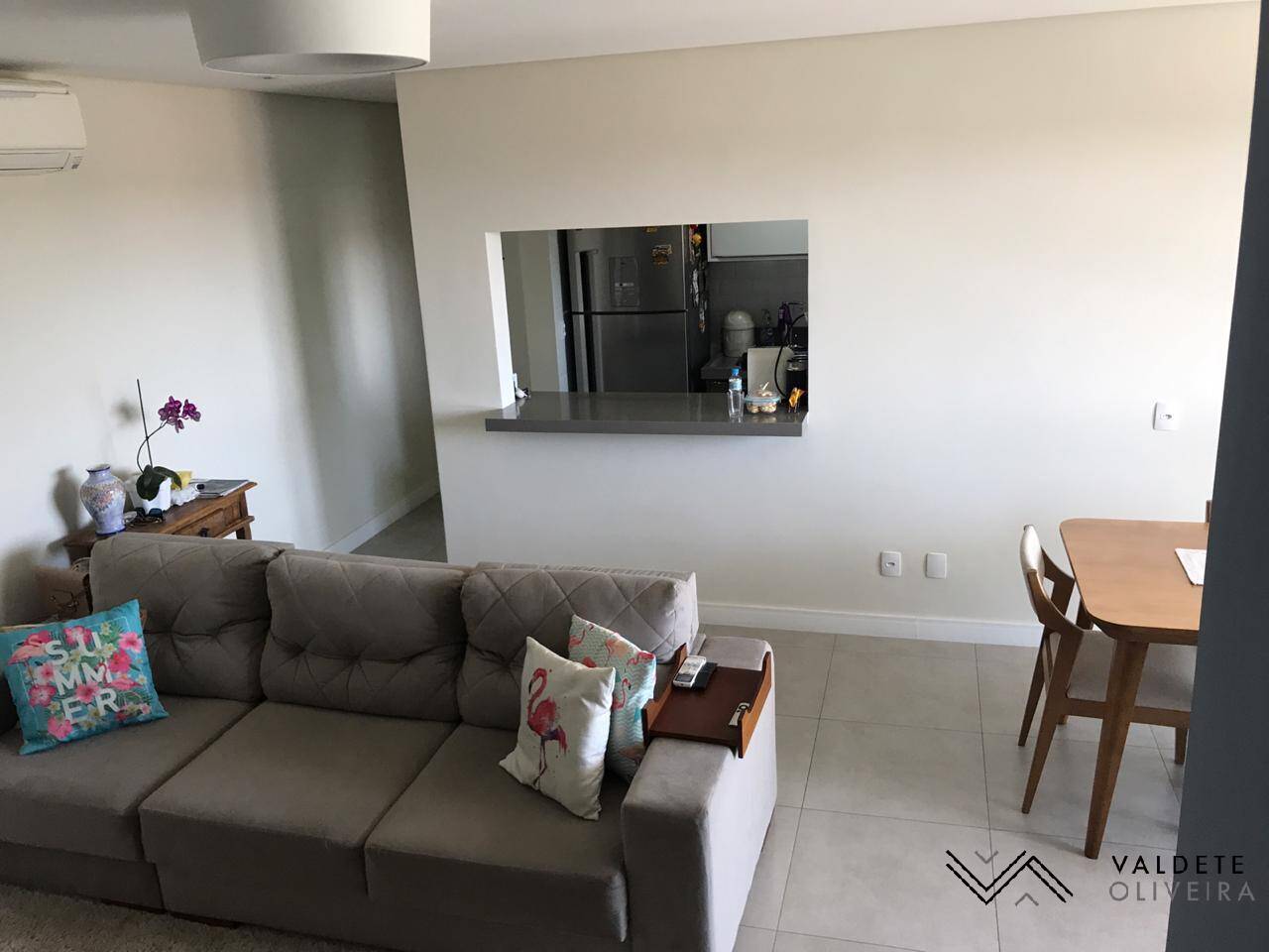 Apartamento à venda com 3 quartos, 87m² - Foto 3