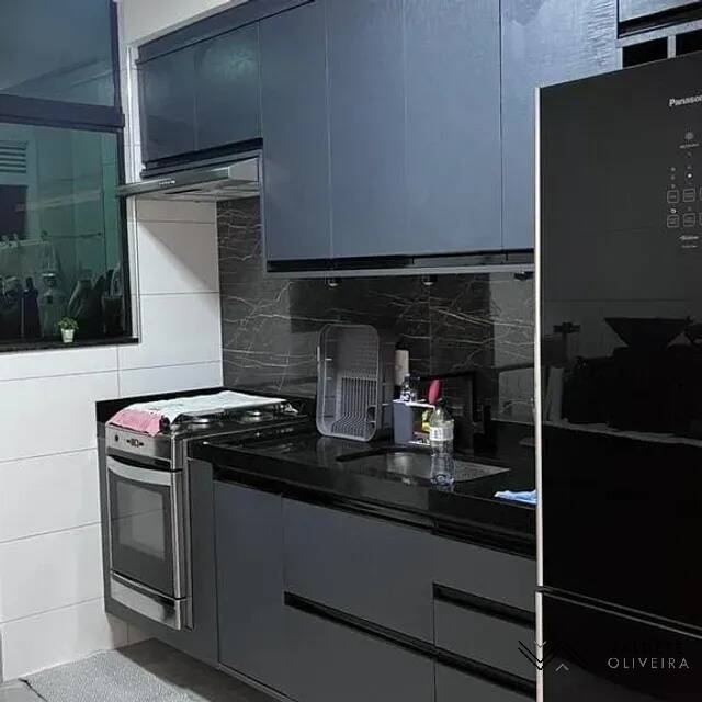 Apartamento à venda com 2 quartos, 75m² - Foto 3