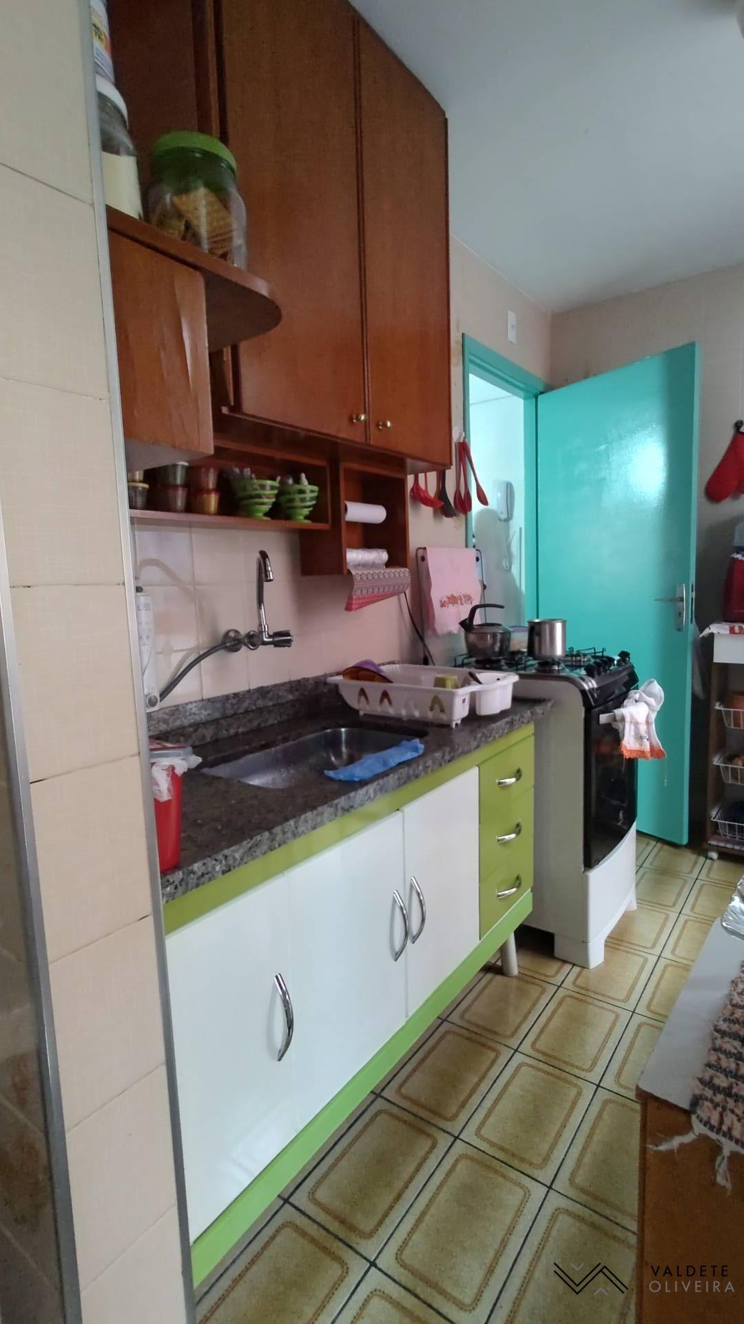 Apartamento à venda com 2 quartos, 57m² - Foto 3