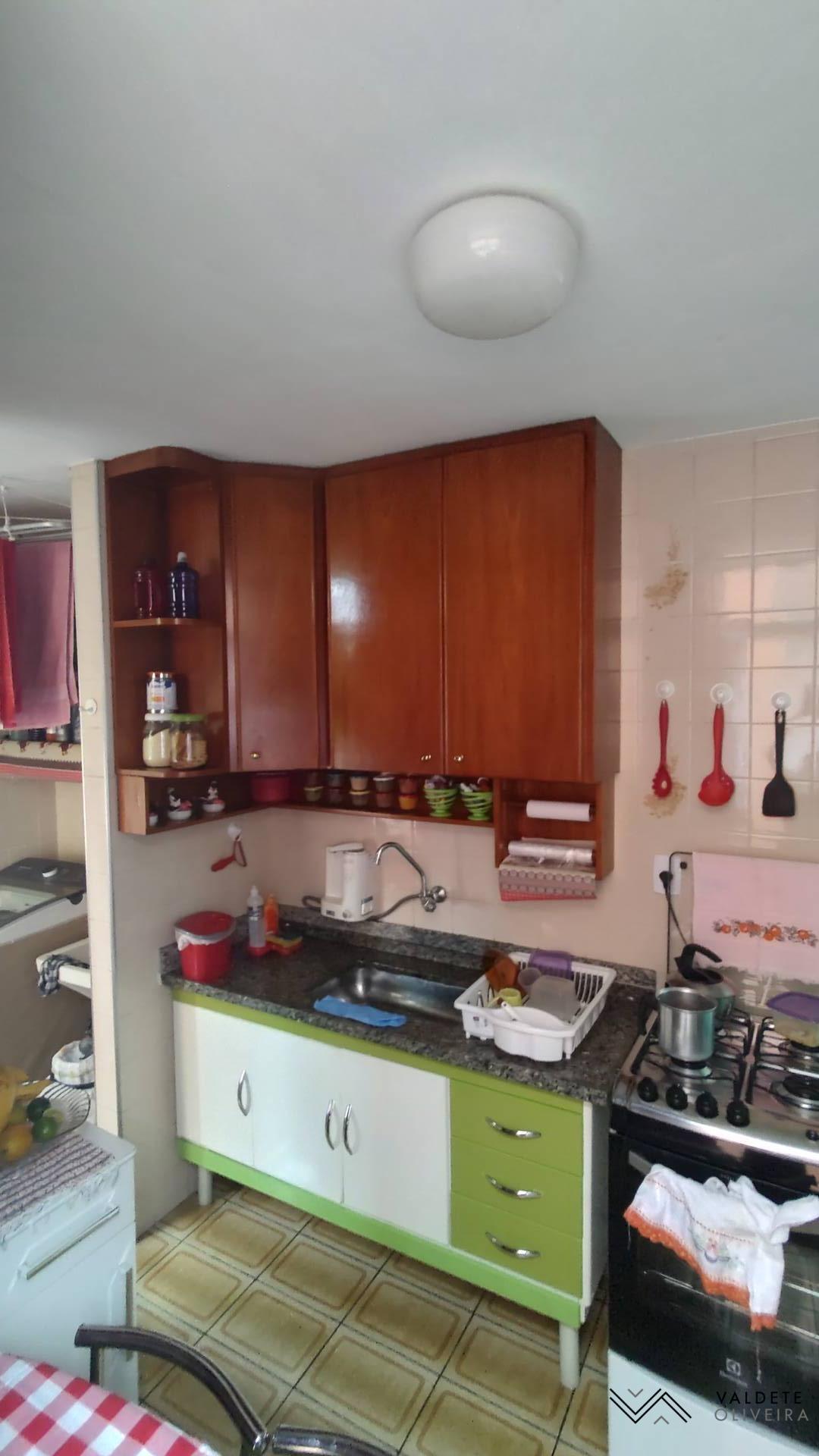 Apartamento à venda com 2 quartos, 57m² - Foto 4