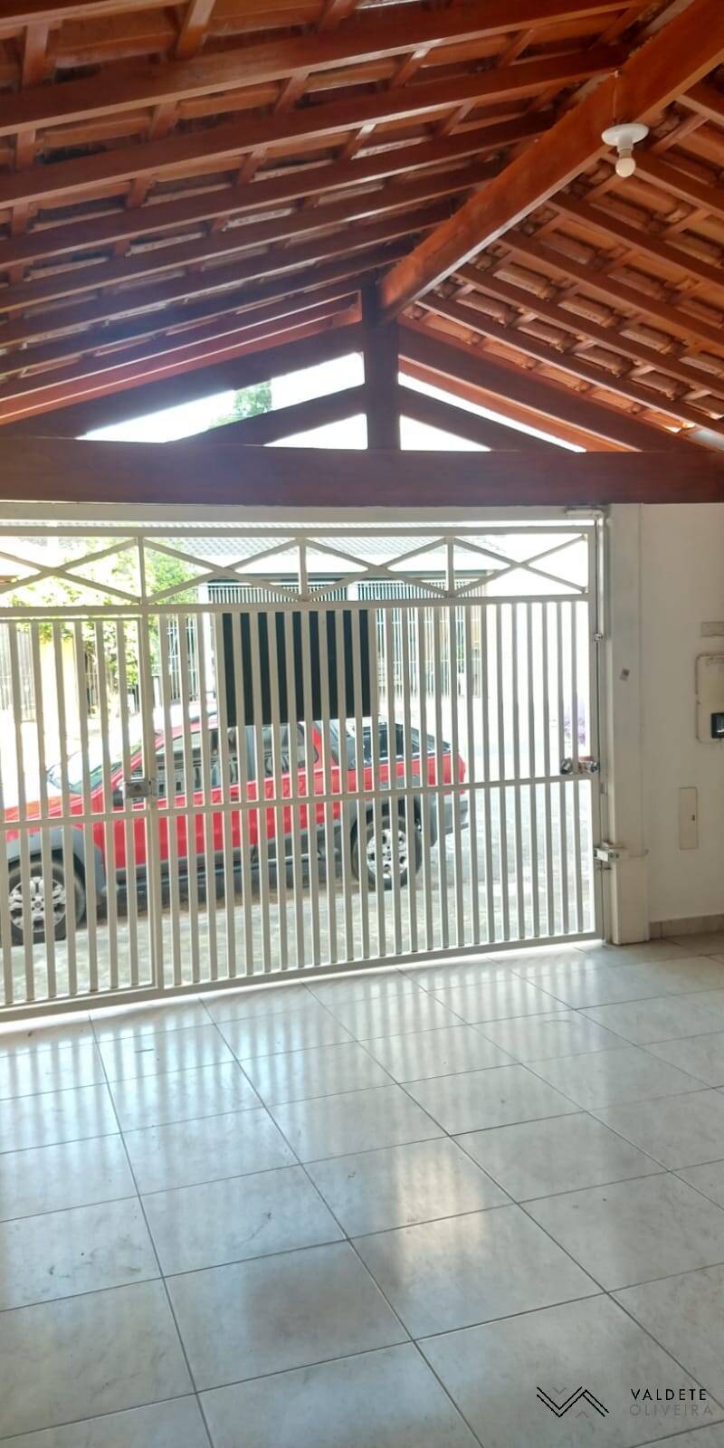 Casa à venda com 3 quartos, 120m² - Foto 2