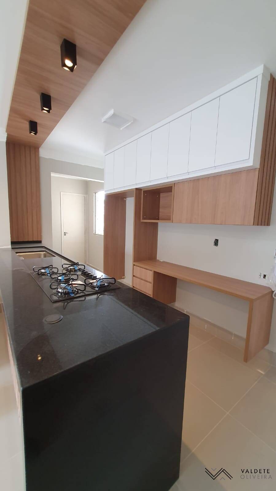 Apartamento à venda com 4 quartos, 100m² - Foto 1