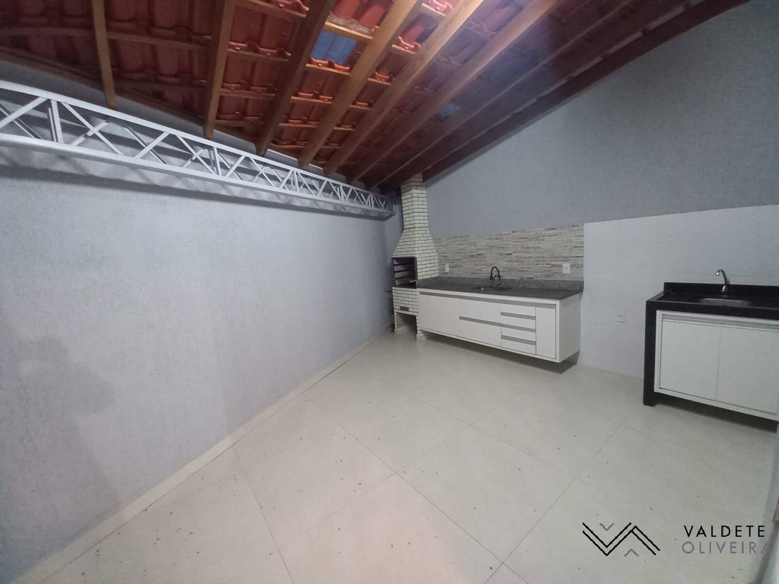 Casa à venda com 2 quartos, 133m² - Foto 4