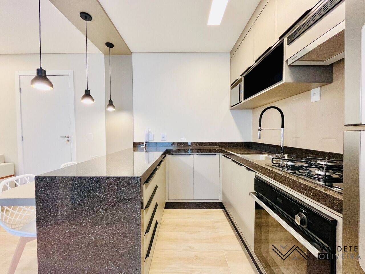 Apartamento à venda com 2 quartos, 55m² - Foto 1