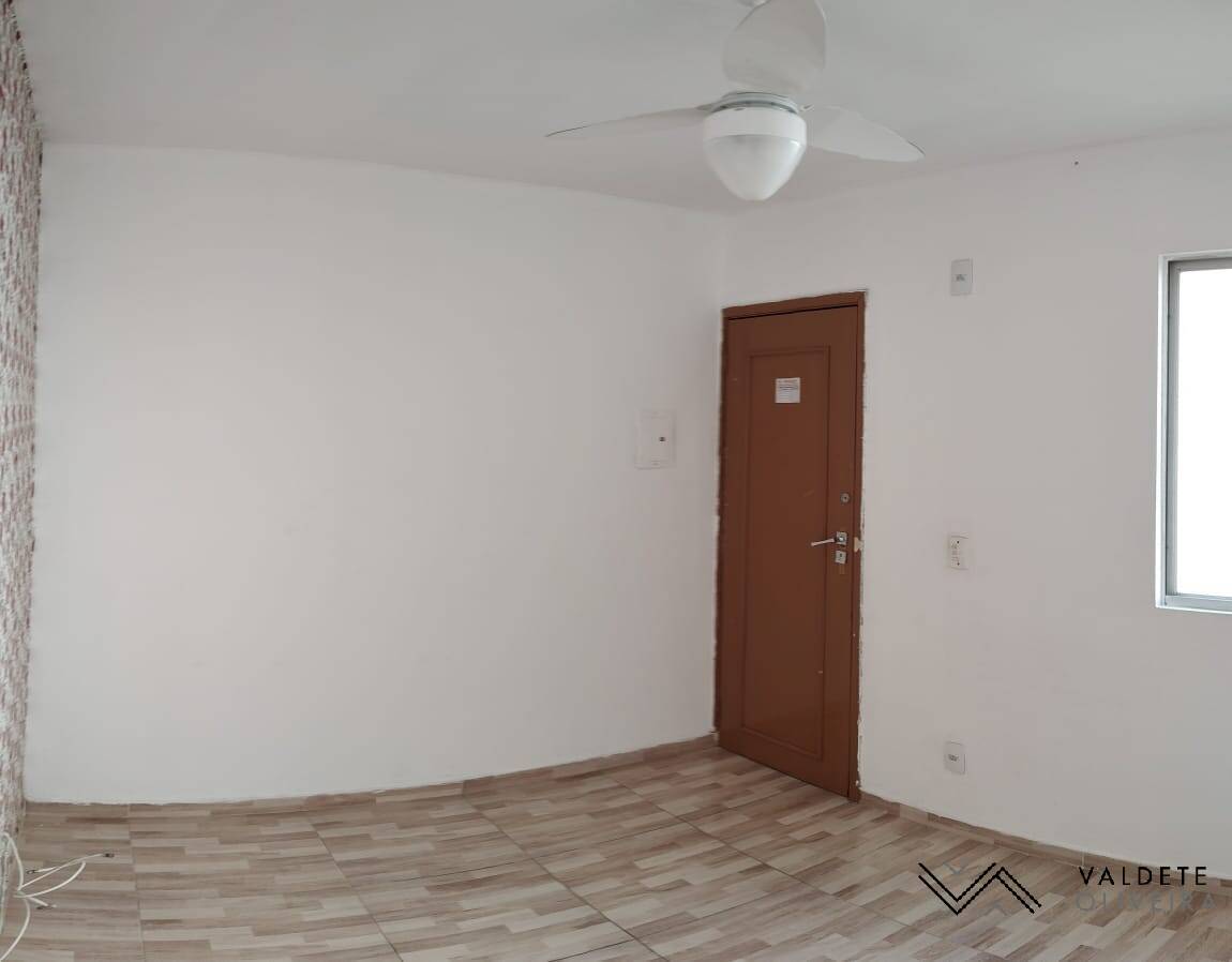 Apartamento à venda com 2 quartos, 50m² - Foto 18