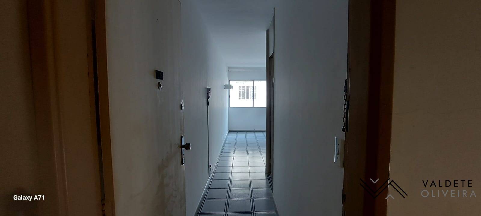 Apartamento à venda com 2 quartos, 65m² - Foto 8