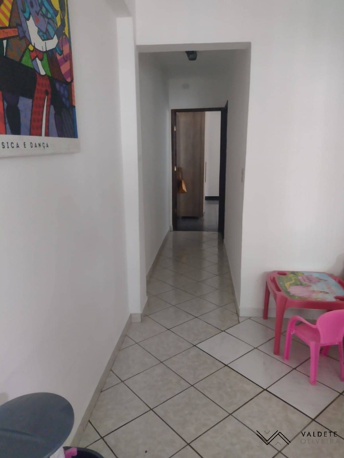 Casa à venda com 4 quartos, 150m² - Foto 29