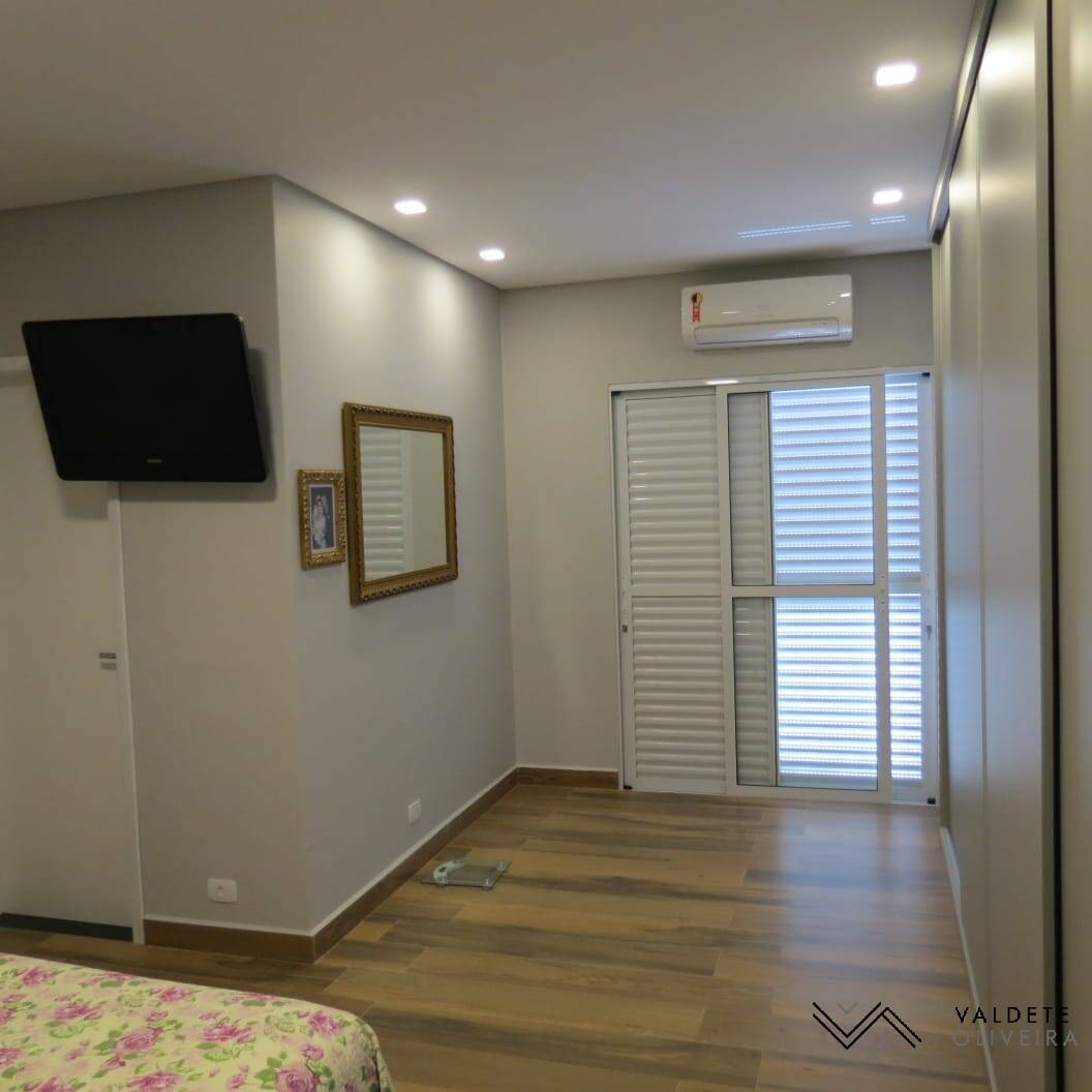 Casa à venda com 3 quartos, 130m² - Foto 5