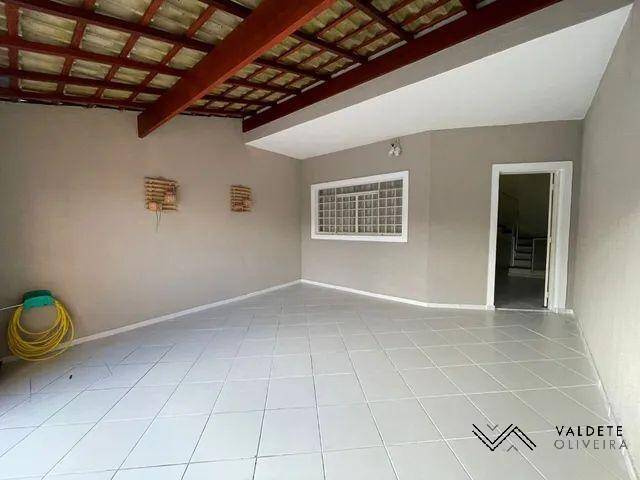 Casa à venda com 3 quartos, 176m² - Foto 8