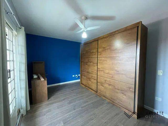 Casa à venda com 3 quartos, 176m² - Foto 13