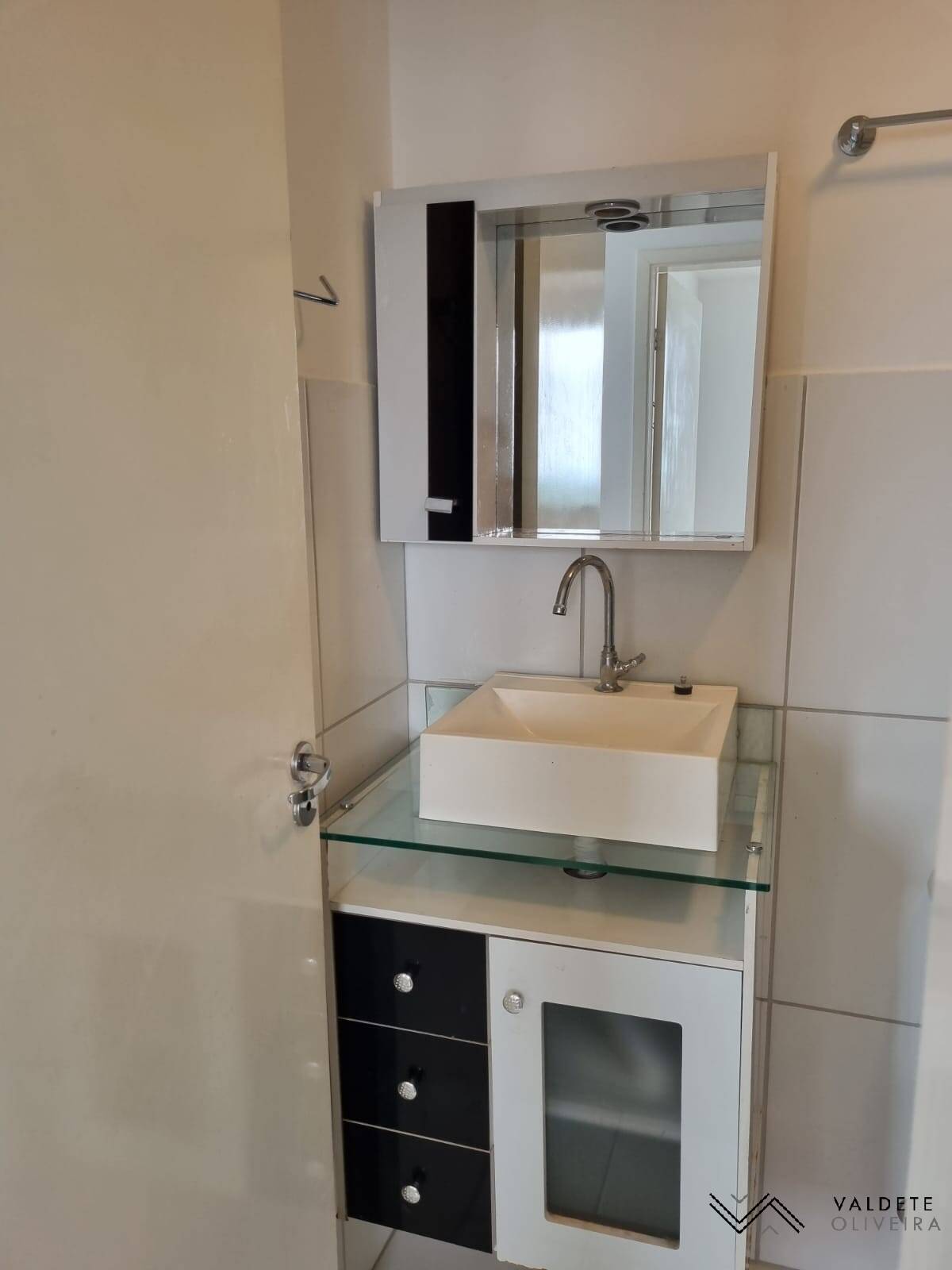 Apartamento à venda com 2 quartos, 55m² - Foto 17