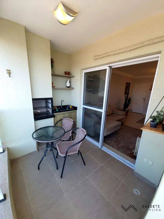 Apartamento à venda com 3 quartos, 77m² - Foto 9