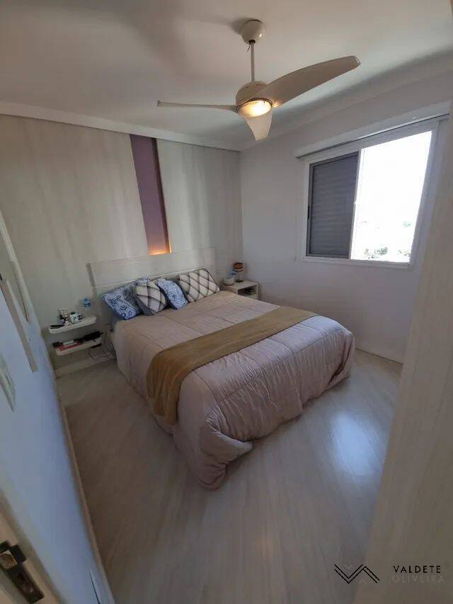 Apartamento à venda com 3 quartos, 77m² - Foto 13