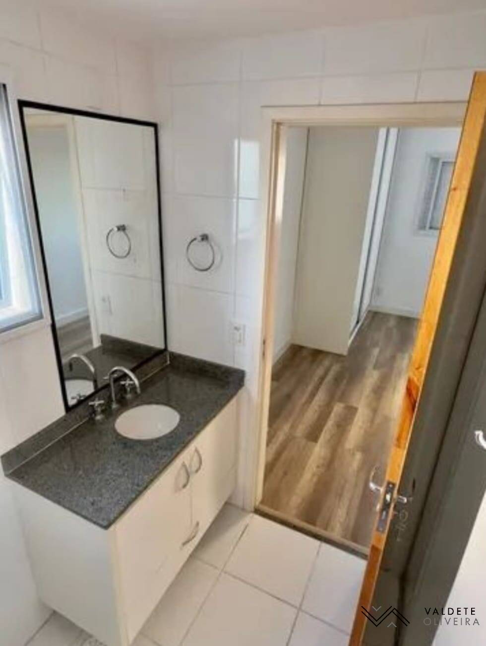 Apartamento à venda com 2 quartos, 68m² - Foto 9