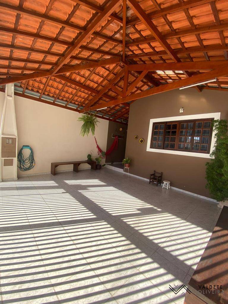 Casa à venda com 3 quartos, 150m² - Foto 3