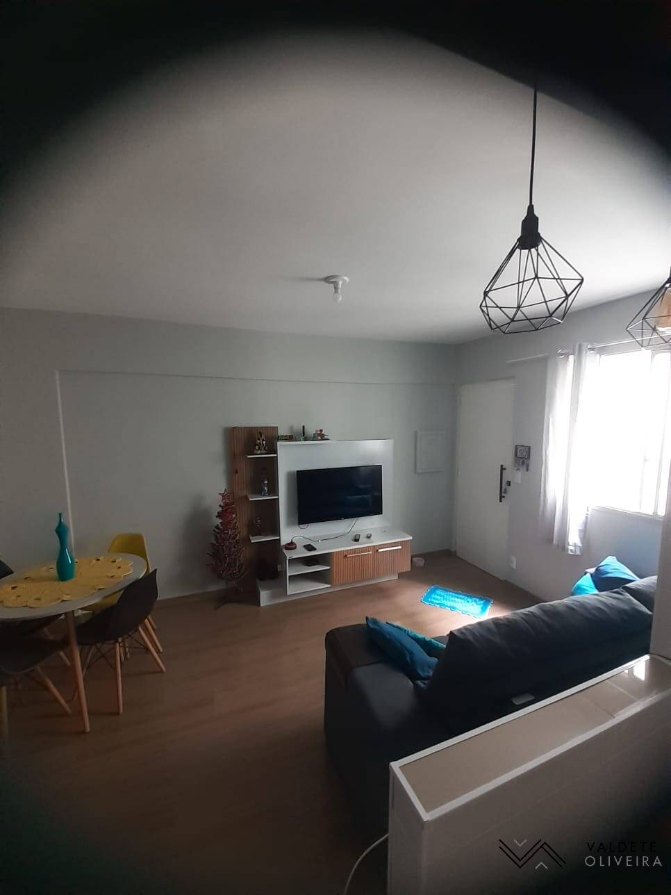 Apartamento à venda com 2 quartos, 60m² - Foto 2