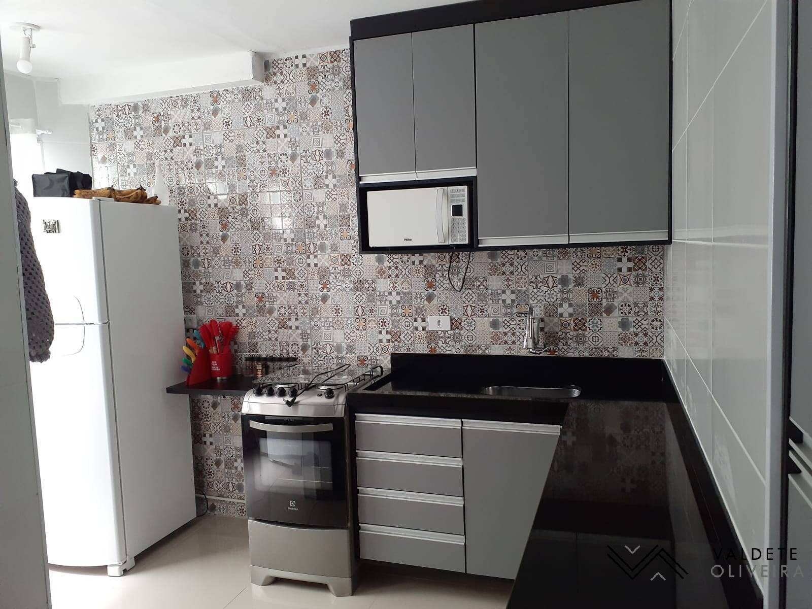 Apartamento à venda com 2 quartos, 60m² - Foto 7