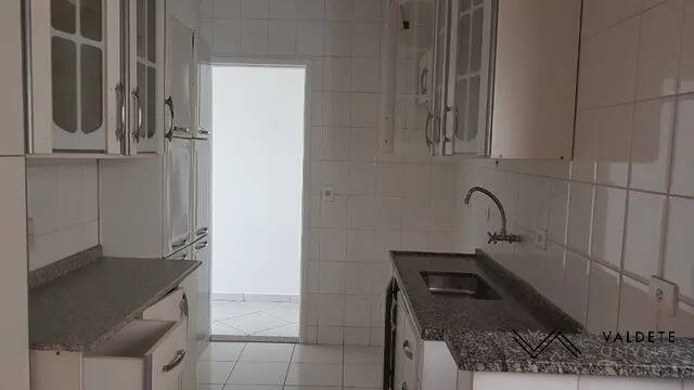 Apartamento à venda com 3 quartos, 84m² - Foto 18