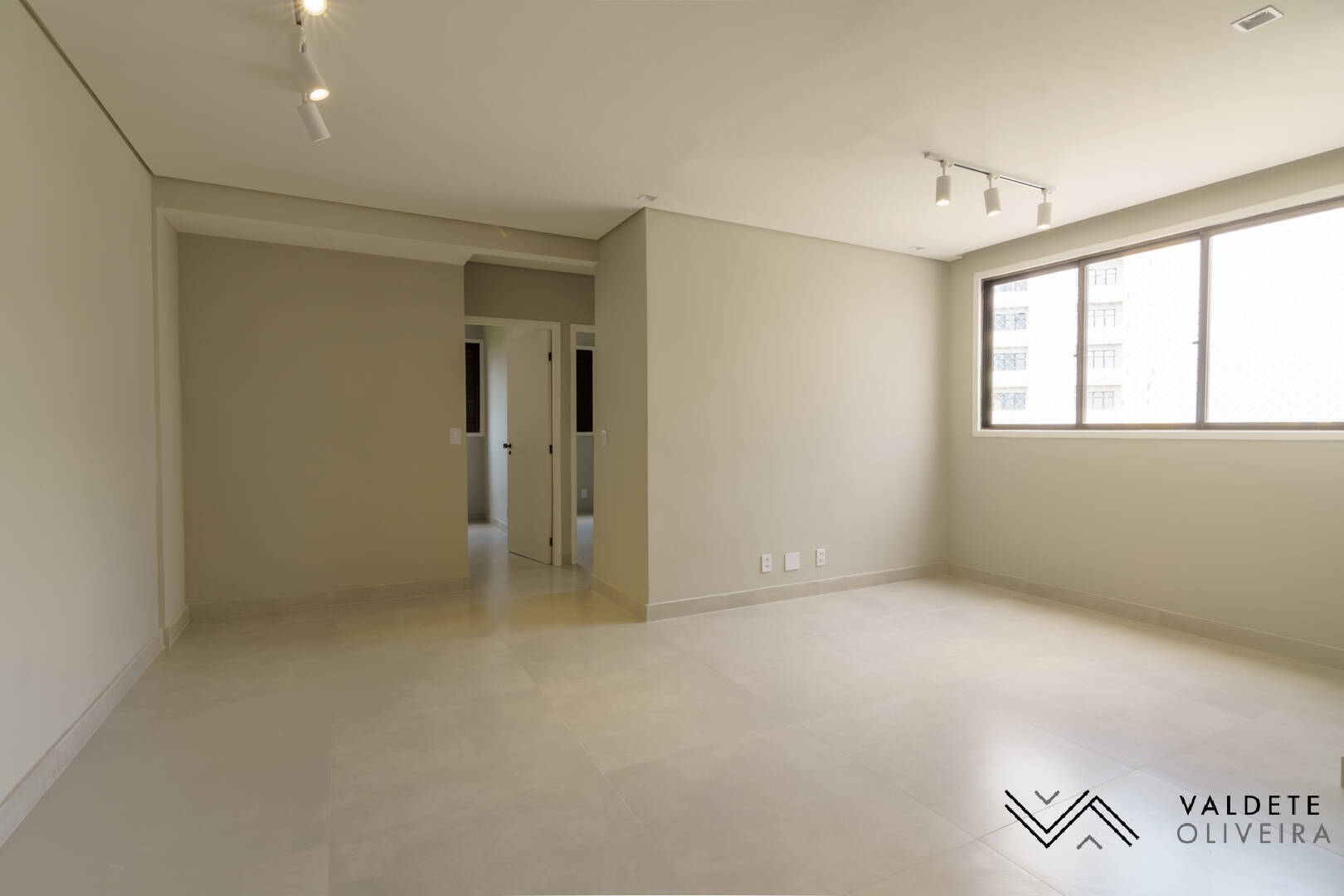 Apartamento à venda com 2 quartos, 60m² - Foto 6