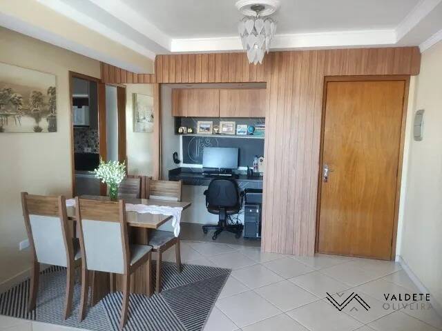 Apartamento à venda com 2 quartos, 66m² - Foto 11