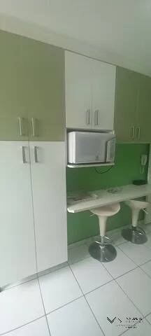 Apartamento à venda com 2 quartos, 60m² - Foto 2