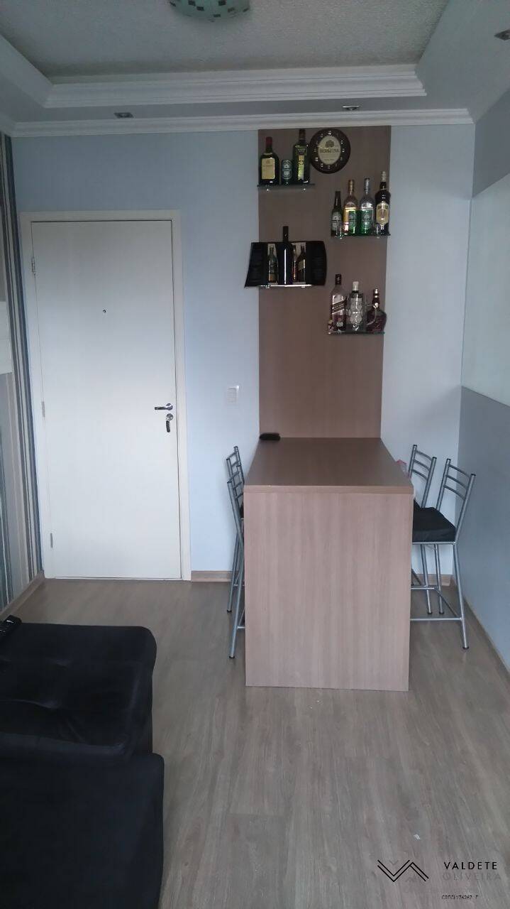 Apartamento à venda com 2 quartos, 47m² - Foto 2