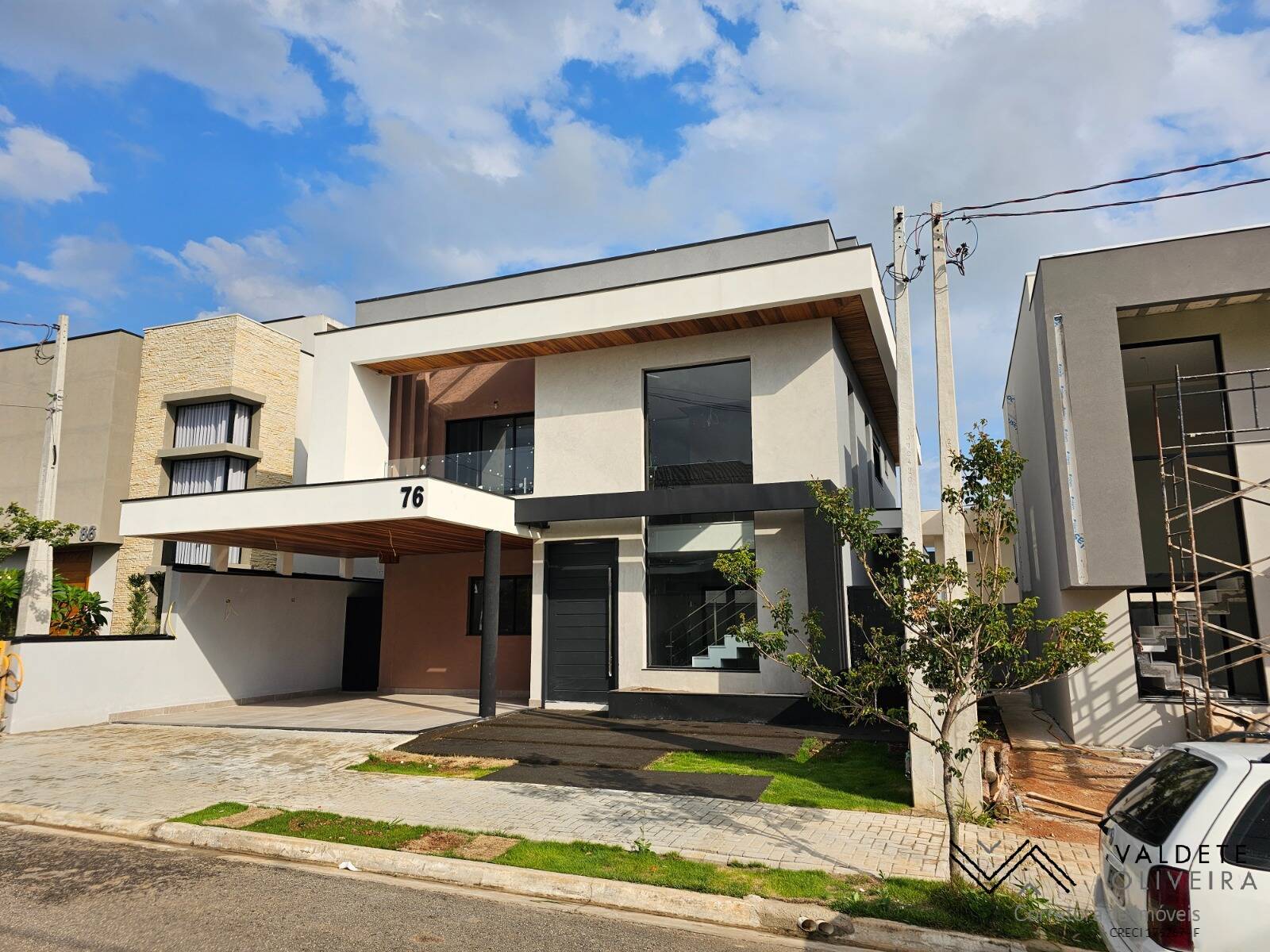 Casa à venda com 4 quartos, 250m² - Foto 5