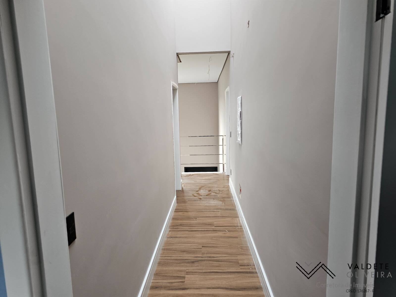 Casa à venda com 4 quartos, 250m² - Foto 18