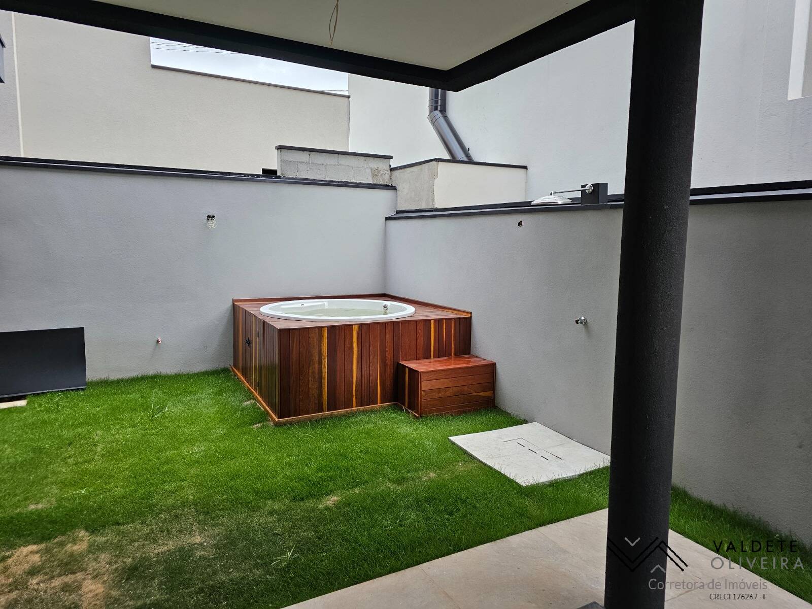 Casa à venda com 4 quartos, 250m² - Foto 20