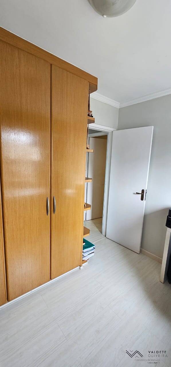 Apartamento à venda com 2 quartos, 70m² - Foto 8