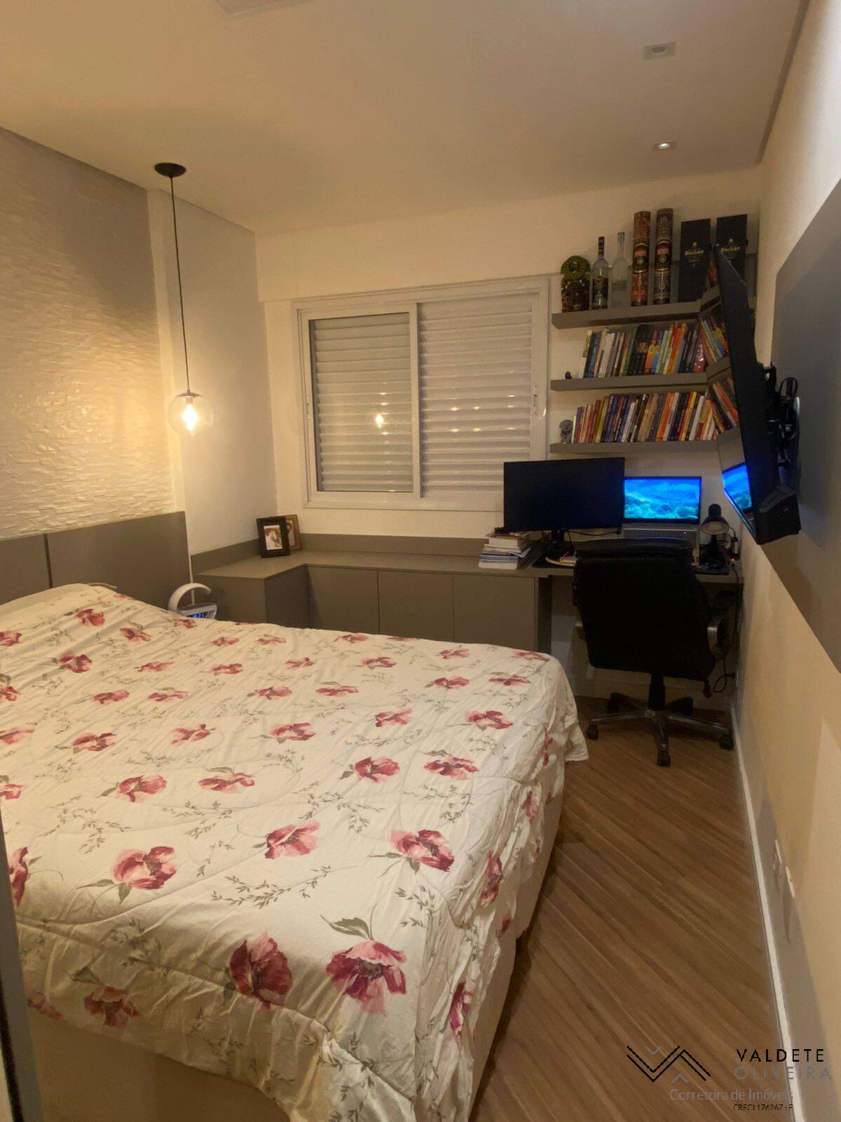 Apartamento à venda com 2 quartos, 75m² - Foto 11