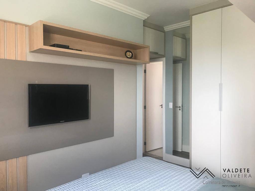 Apartamento à venda com 2 quartos, 75m² - Foto 4