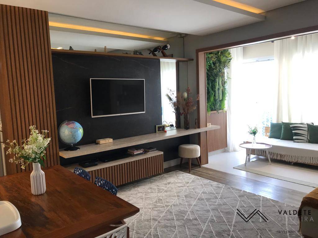 Apartamento à venda com 2 quartos, 75m² - Foto 12