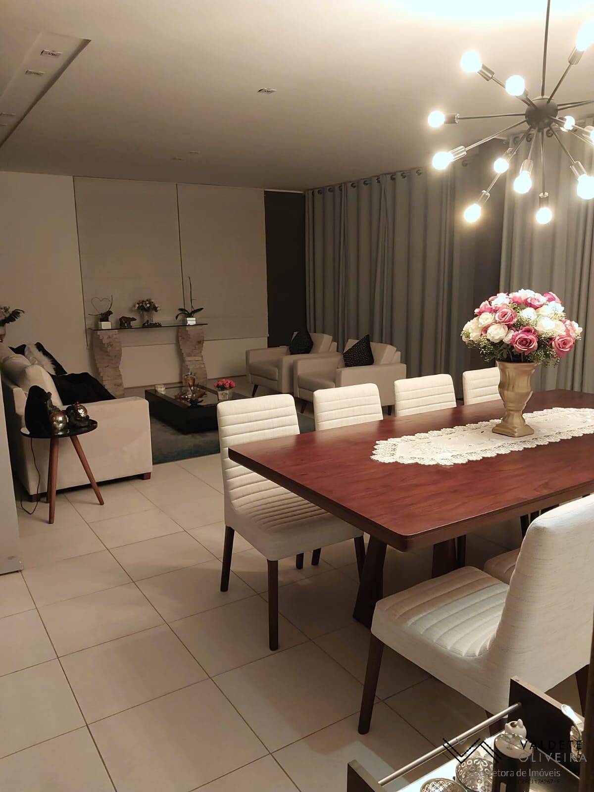 Casa à venda com 4 quartos, 400m² - Foto 3