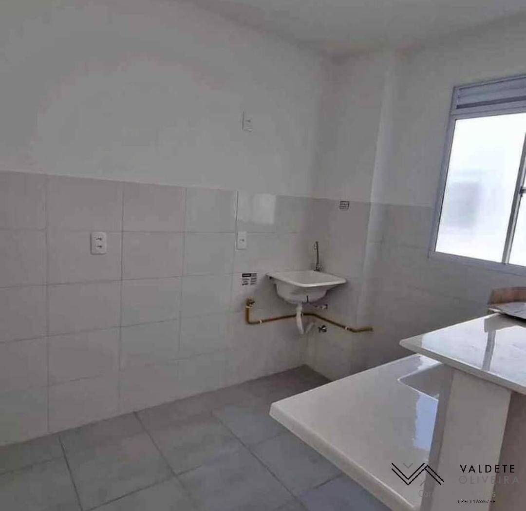 Apartamento à venda com 2 quartos, 45m² - Foto 7